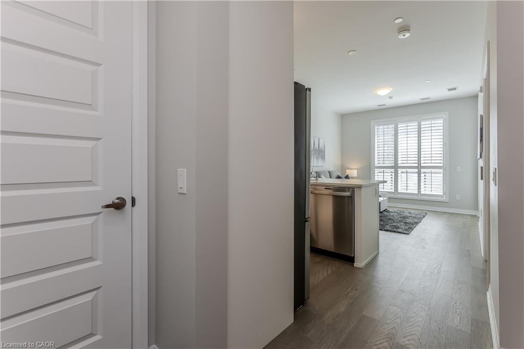 112-460 Gordon Krantz Avenue Property Photo 6
