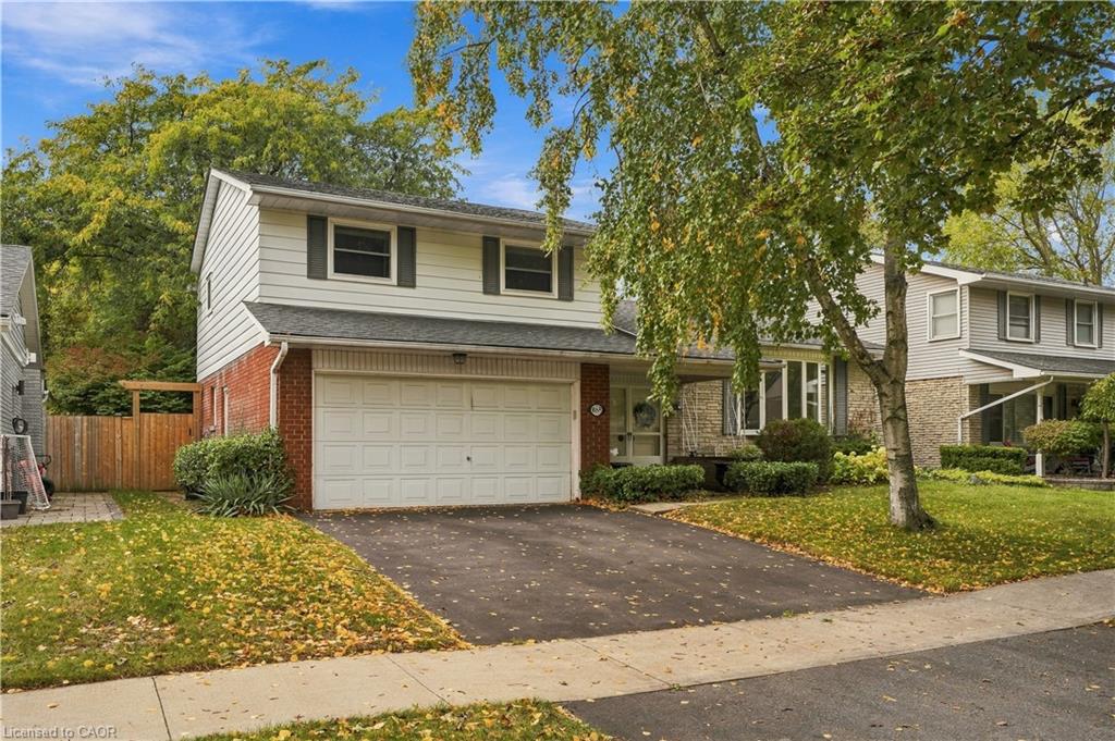 688 Cherrywood Drive Property Photo 3