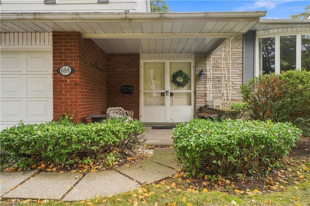 688 Cherrywood Drive Property Photo 5