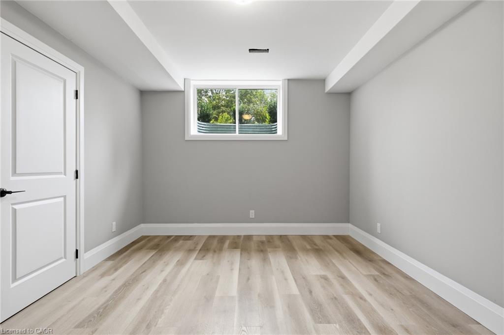 296 St Ann Avenue Property Photo 18