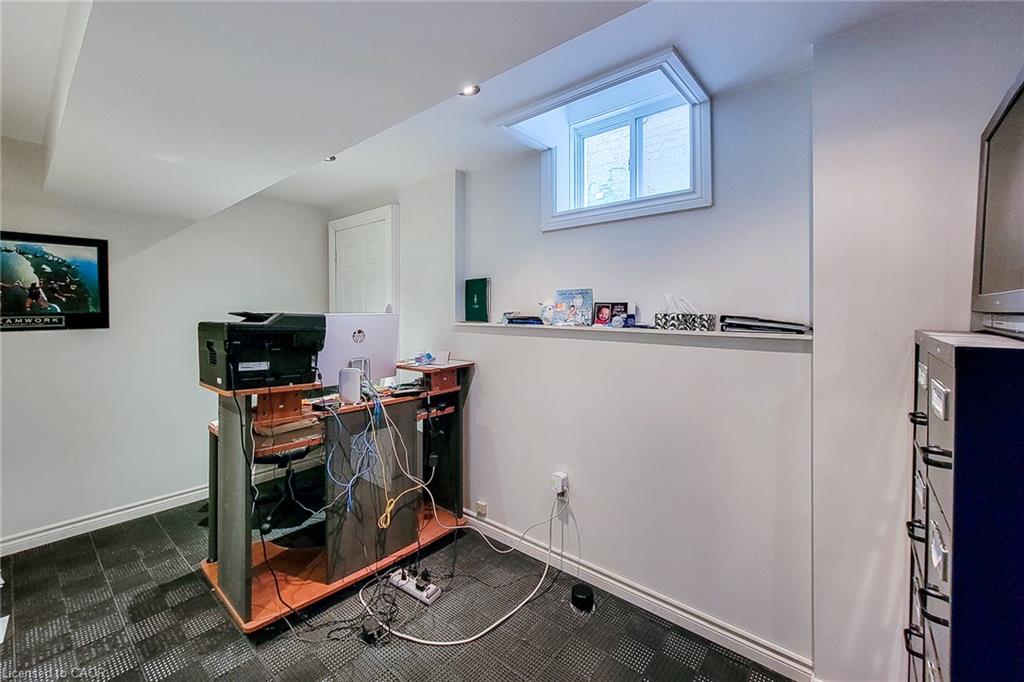 128 Montreal Circle Property Photo 39