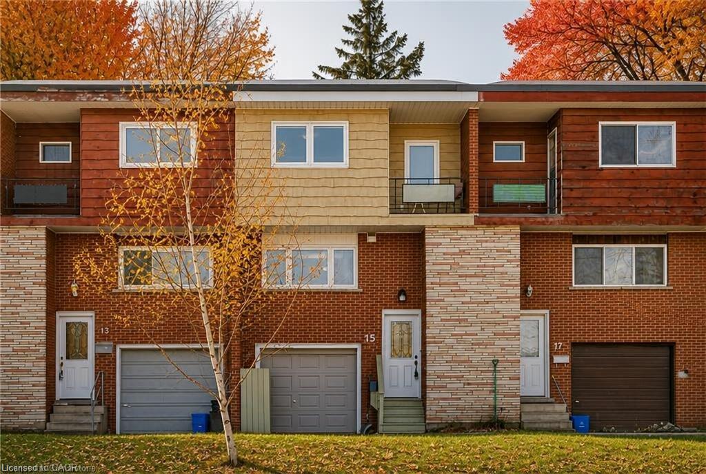 15 Greenbrook Drive Property Photo 1