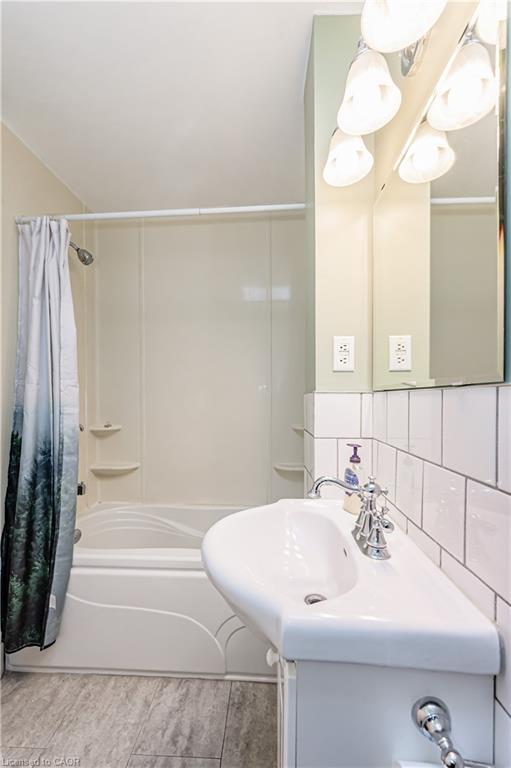 15 Greenbrook Drive Property Photo 18