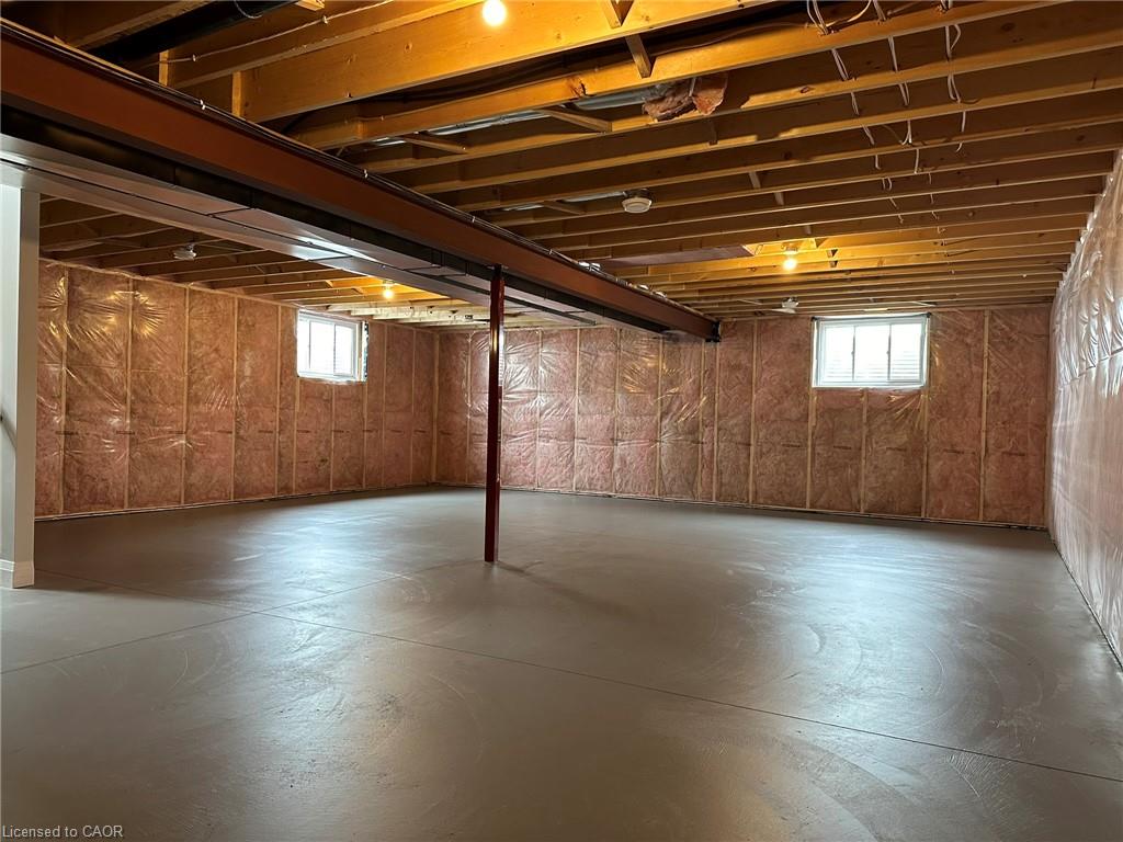 183 Craddock Boulevard Property Photo 12