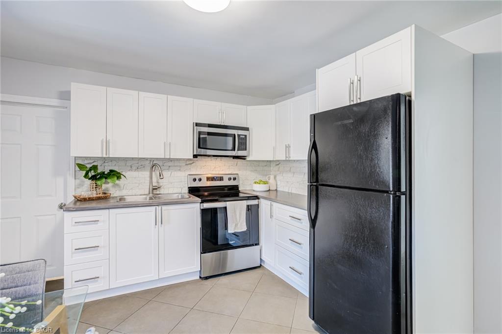 127 Barnesdale Avenue N Property Photo 14