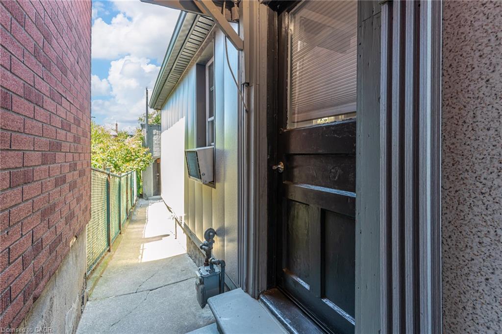 127 Barnesdale Avenue N Property Photo 32