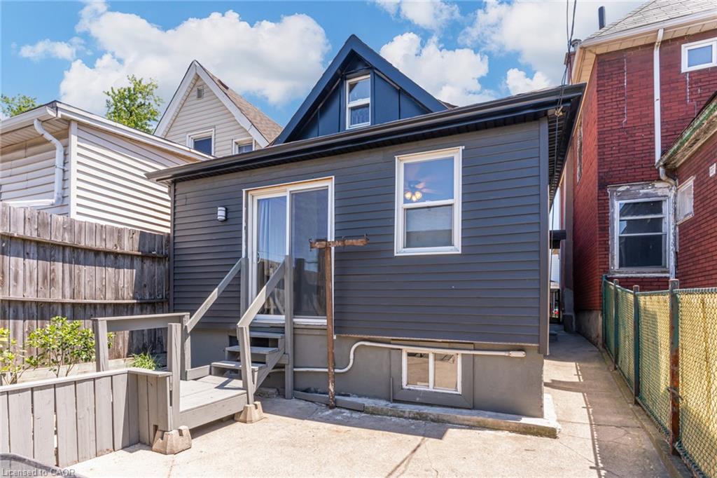 127 Barnesdale Avenue N Property Photo 37