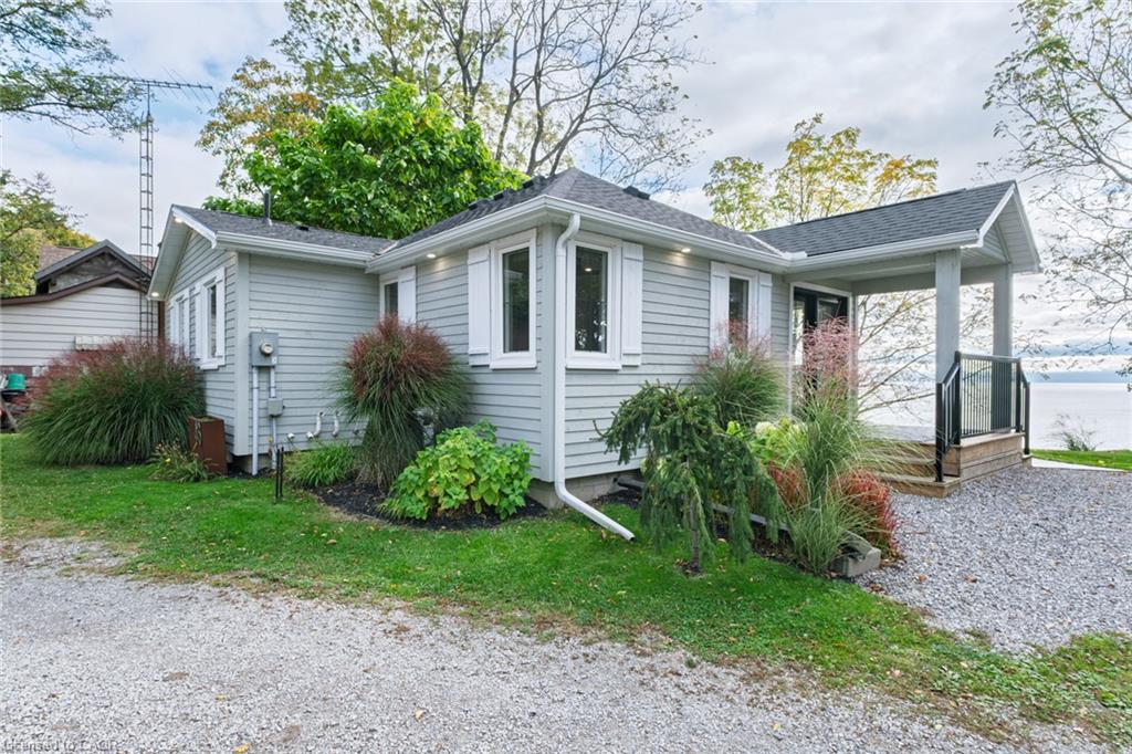 46 King Street S Property Photo 3