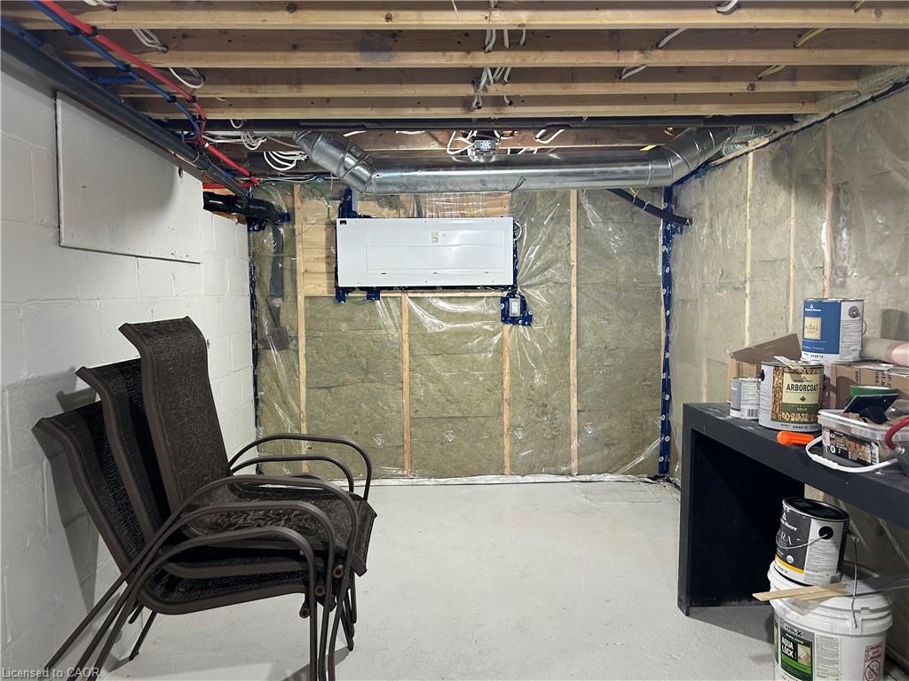 46 King Street S Property Photo 23