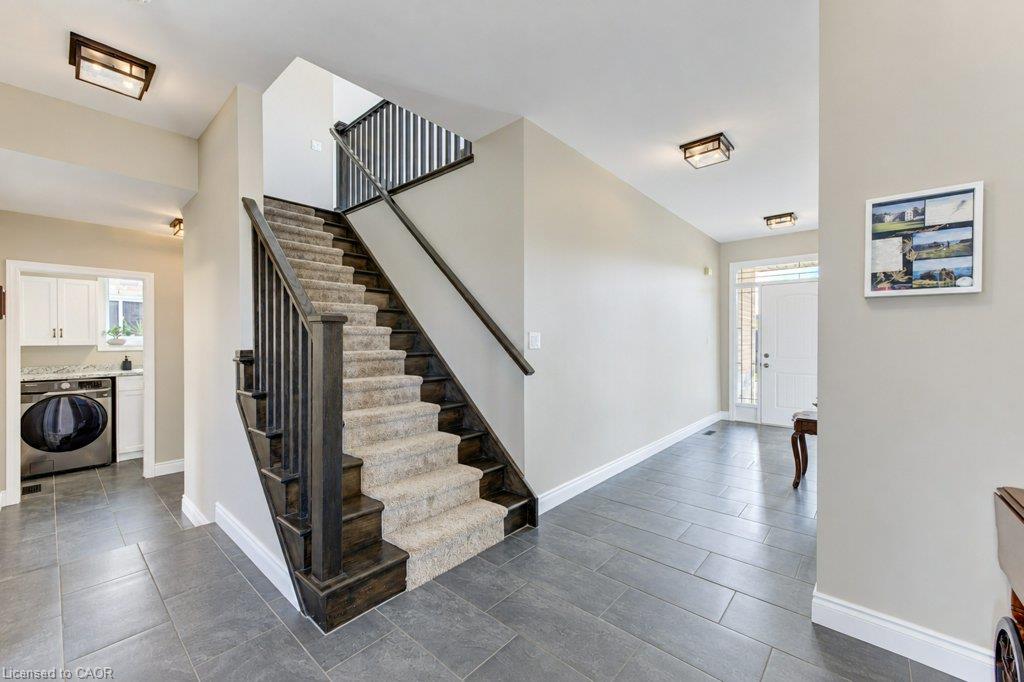 524 Sundew Drive Property Photo 4