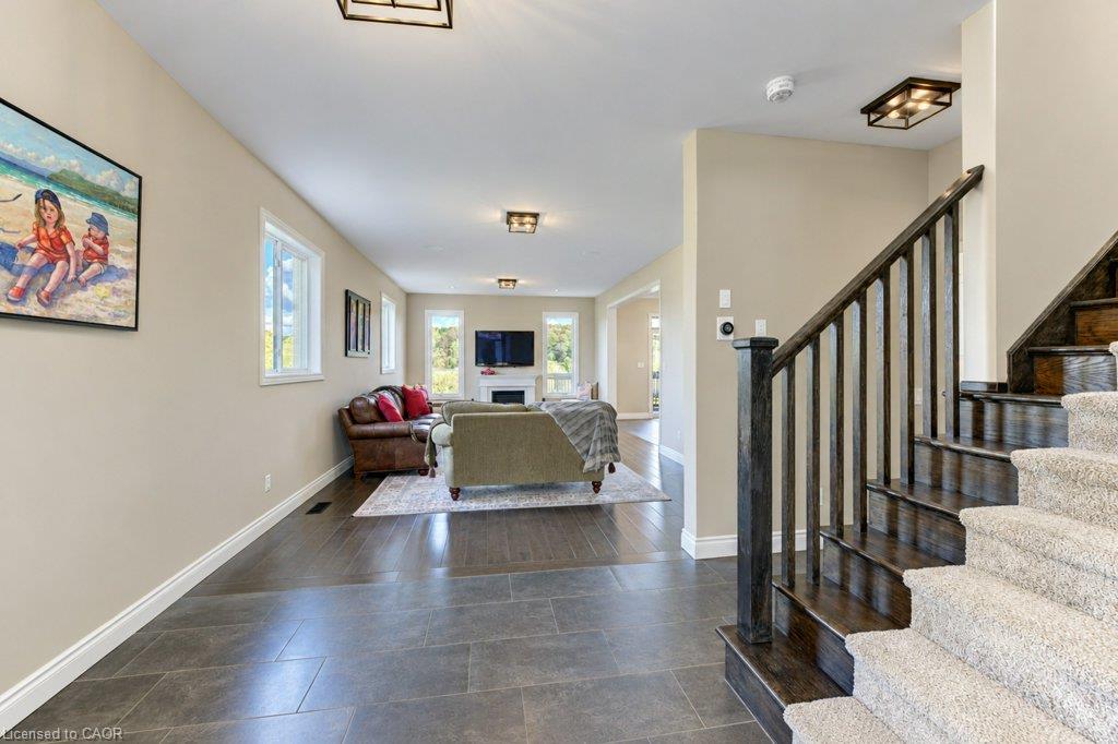 524 Sundew Drive Property Photo 5