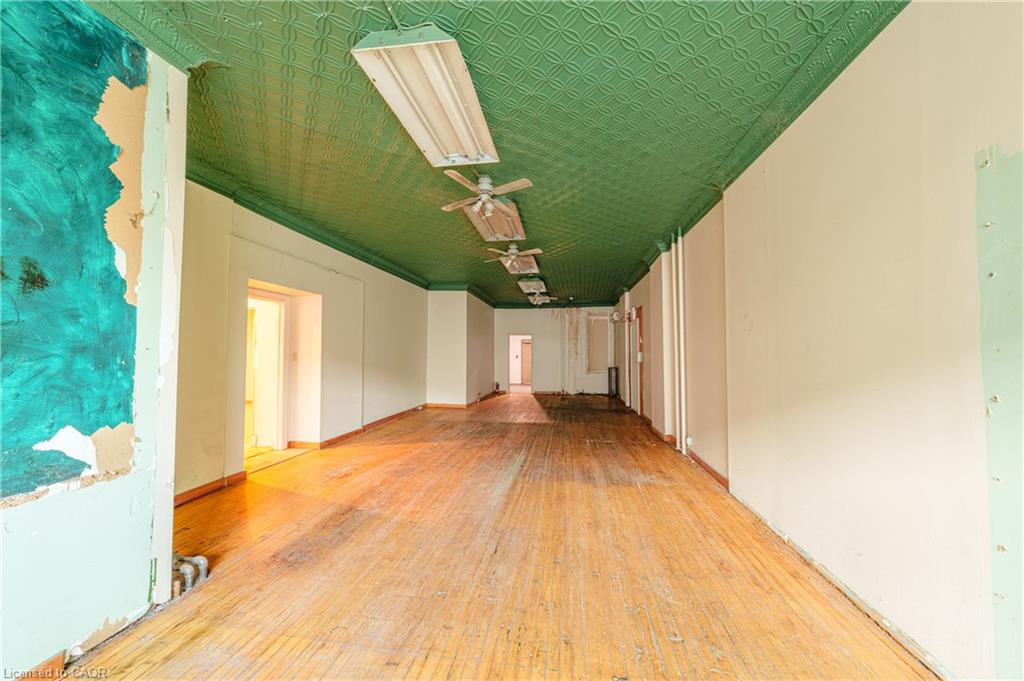 463-465 King Street E Property Photo 1