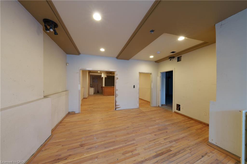 463-465 King Street E Property Photo 3