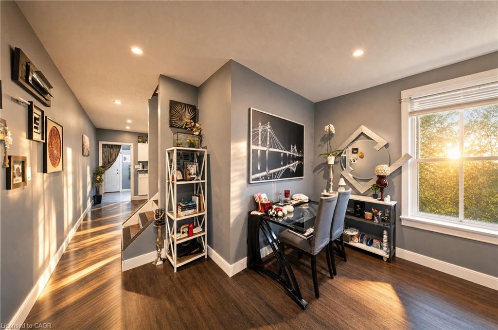 139 Superior Street Property Photo 6
