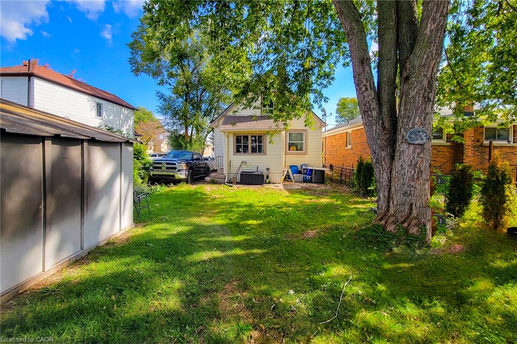 38 Clifford Avenue Property Photo 8