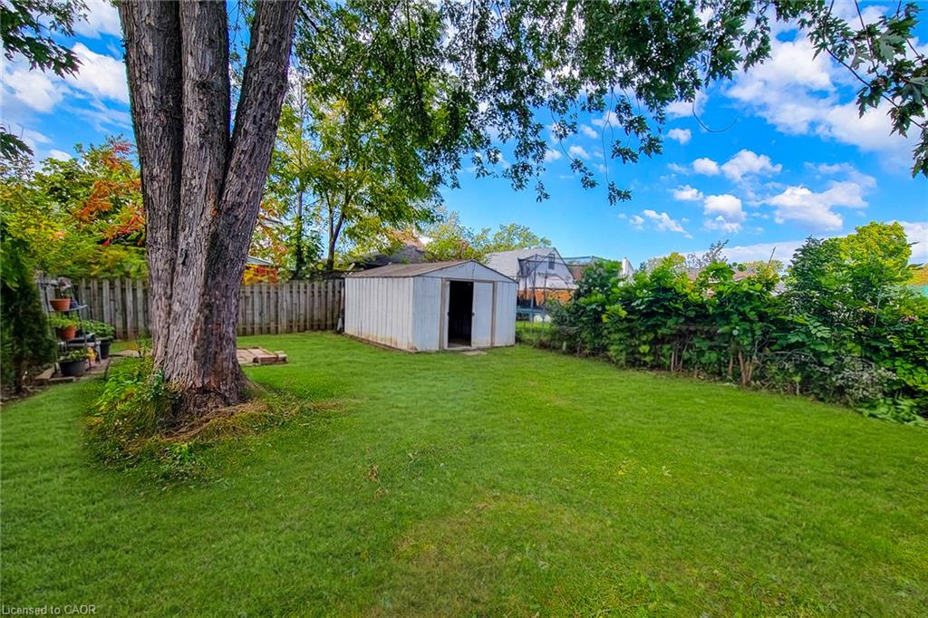 38 Clifford Avenue Property Photo 9