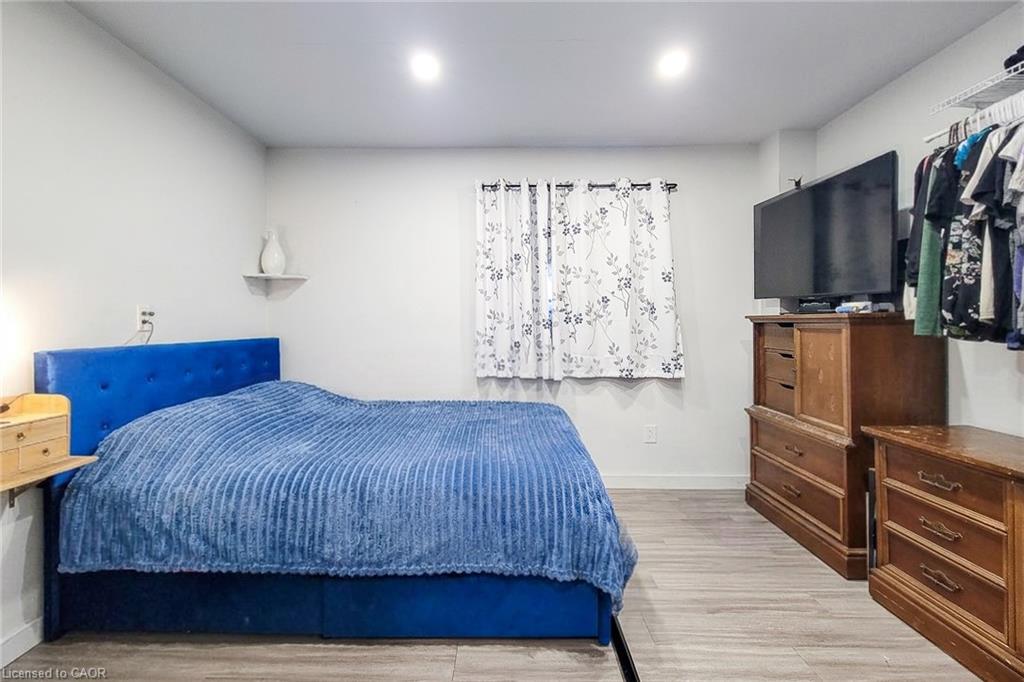 38 Clifford Avenue Property Photo 26