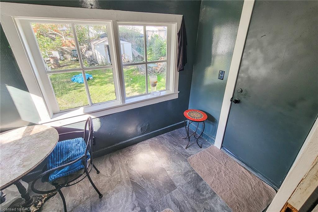 38 Clifford Avenue Property Photo 27