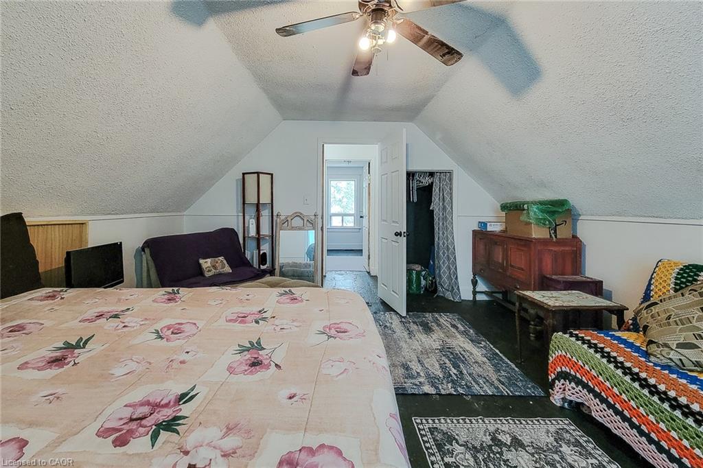 38 Clifford Avenue Property Photo 35