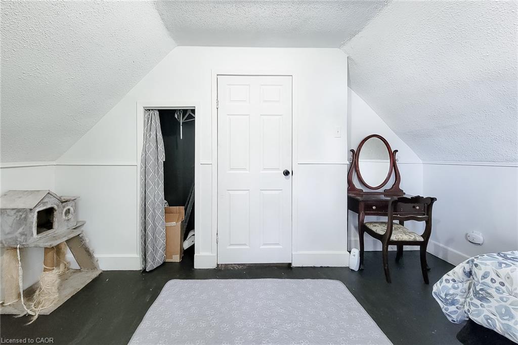 38 Clifford Avenue Property Photo 39