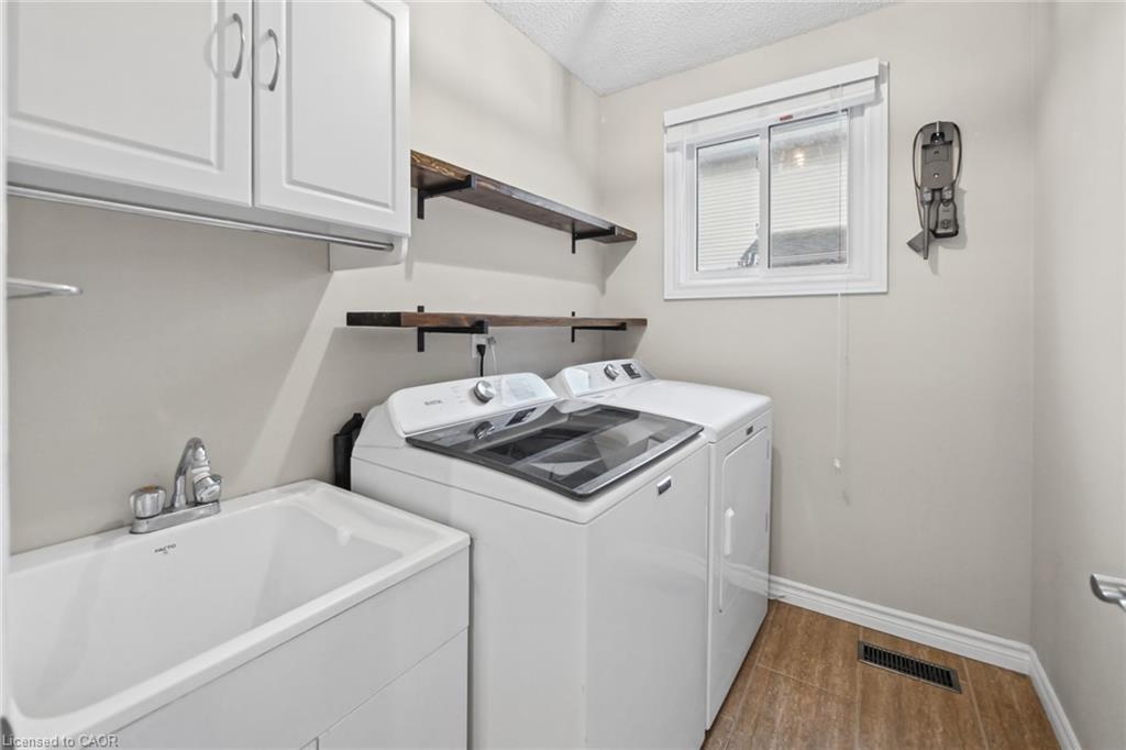 2 Cindy Avenue Property Photo 19