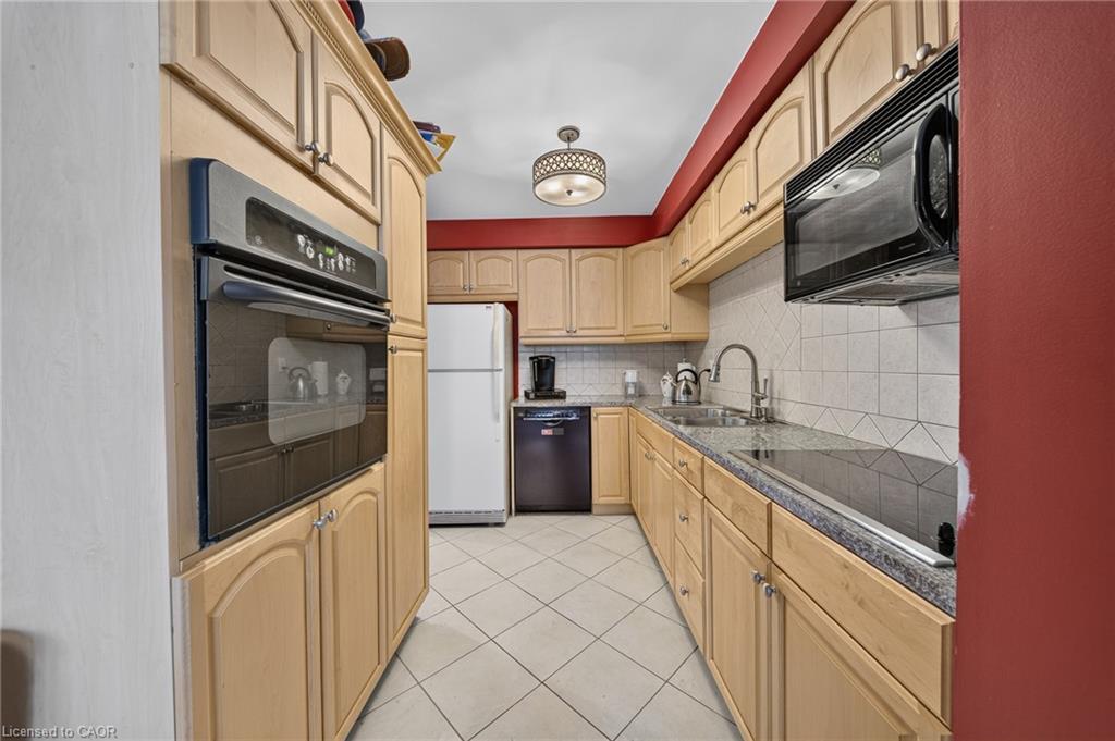76 Golden Orchard Drive Property Photo 12