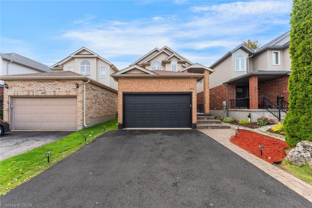 133 Steepleridge Street Property Photo 2