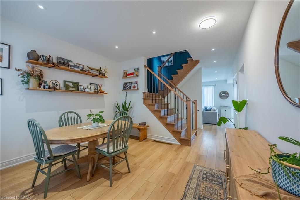 151 Lafayette Street E Property Photo 6
