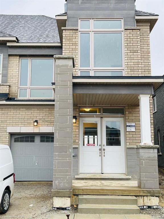 20 Donald Ficht Crescent Property Photo 1