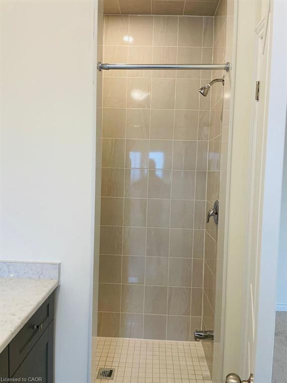 20 Donald Ficht Crescent Property Photo 16