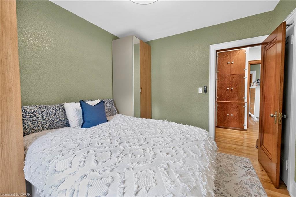 233 Rosemount Avenue Property Photo 15