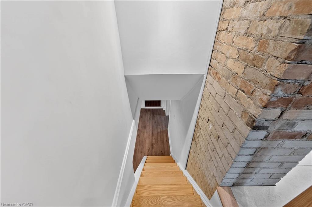 233 Rosemount Avenue Property Photo 20