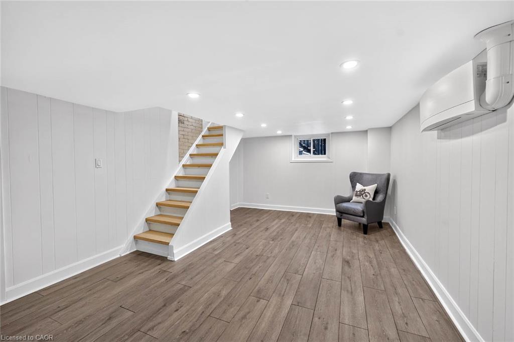 233 Rosemount Avenue Property Photo 22