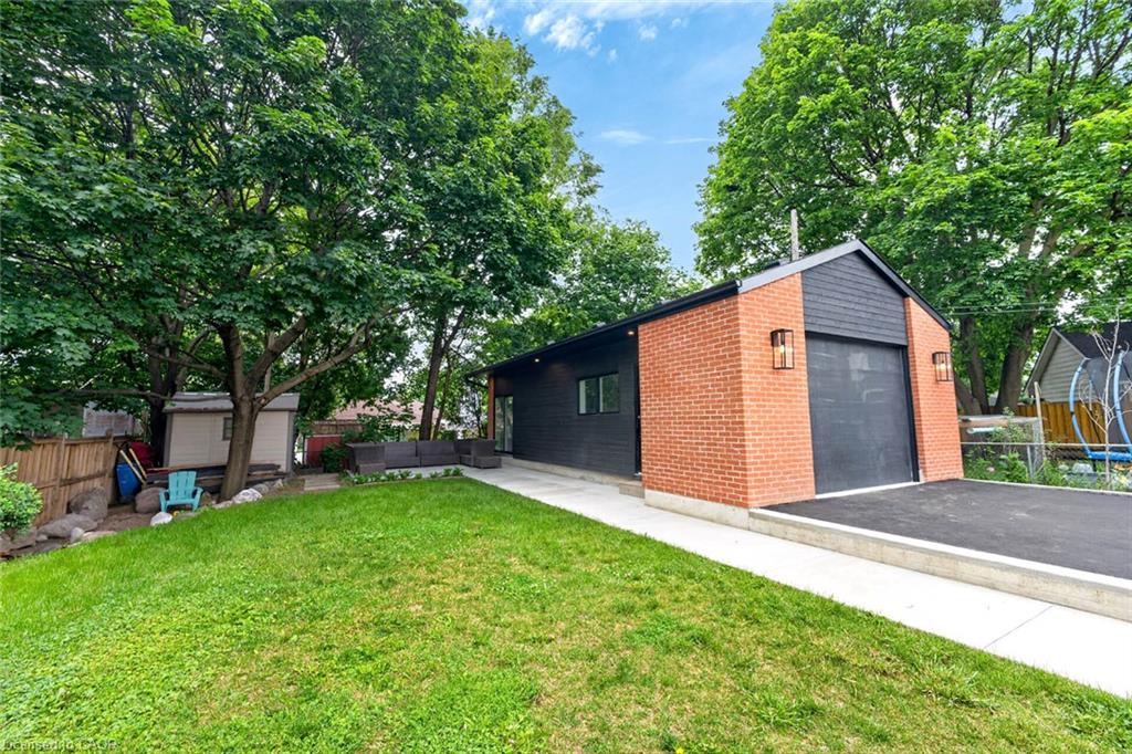 233 Rosemount Avenue Property Photo 32
