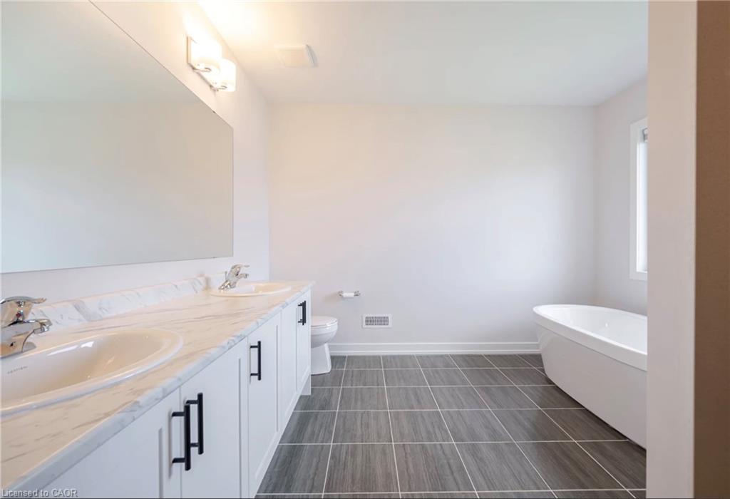 15 Bird Street Property Photo 21