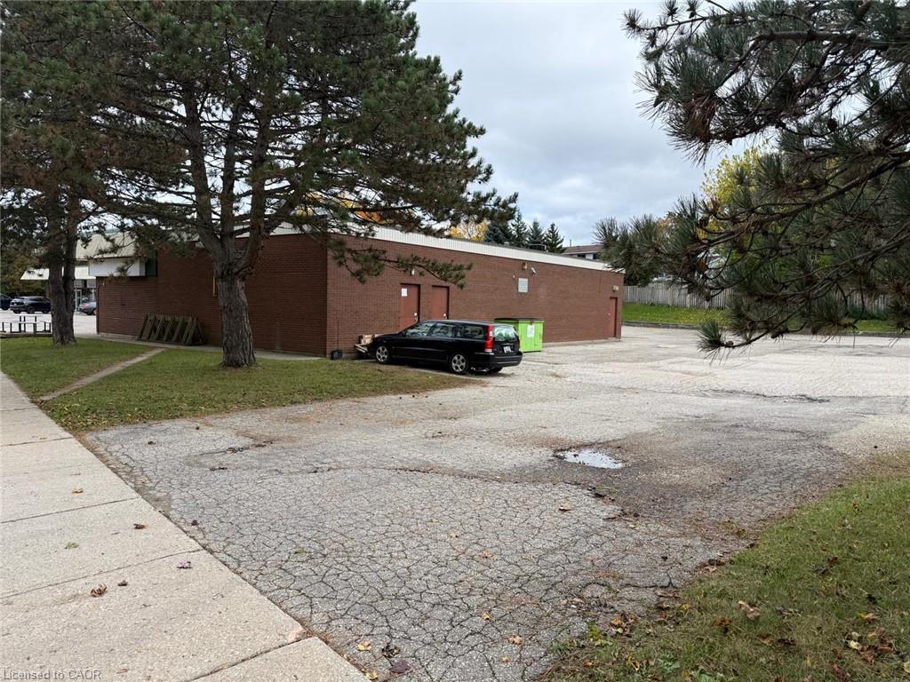 255 Toll Gate Boulevard Property Photo 2