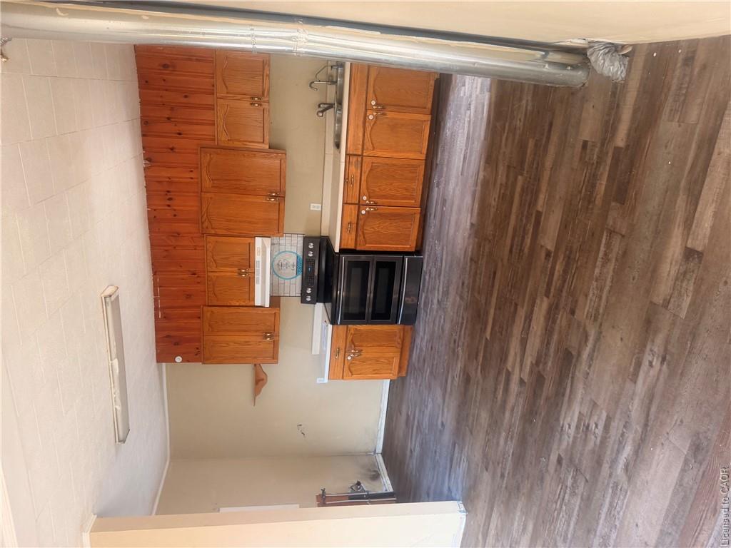 48 Sovereen Street Property Photo 7