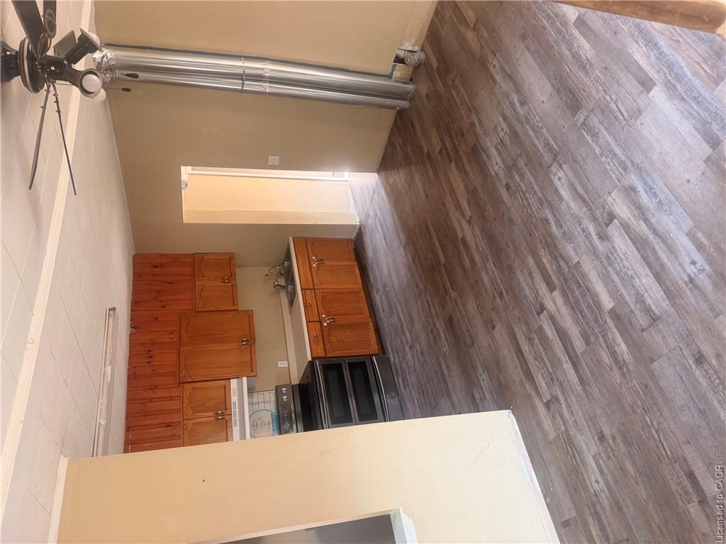 48 Sovereen Street Property Photo 10