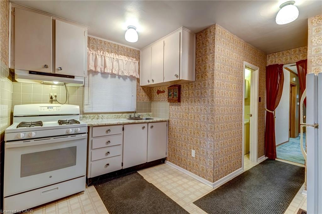 140 Barker Avenue Property Photo 9
