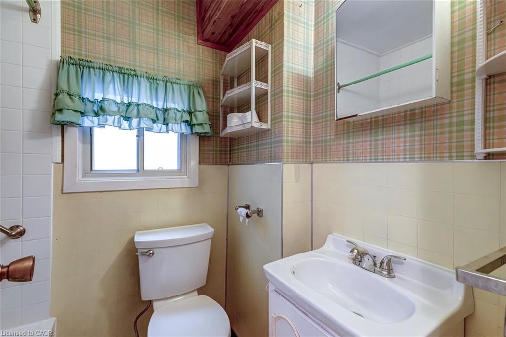 140 Barker Avenue Property Photo 13