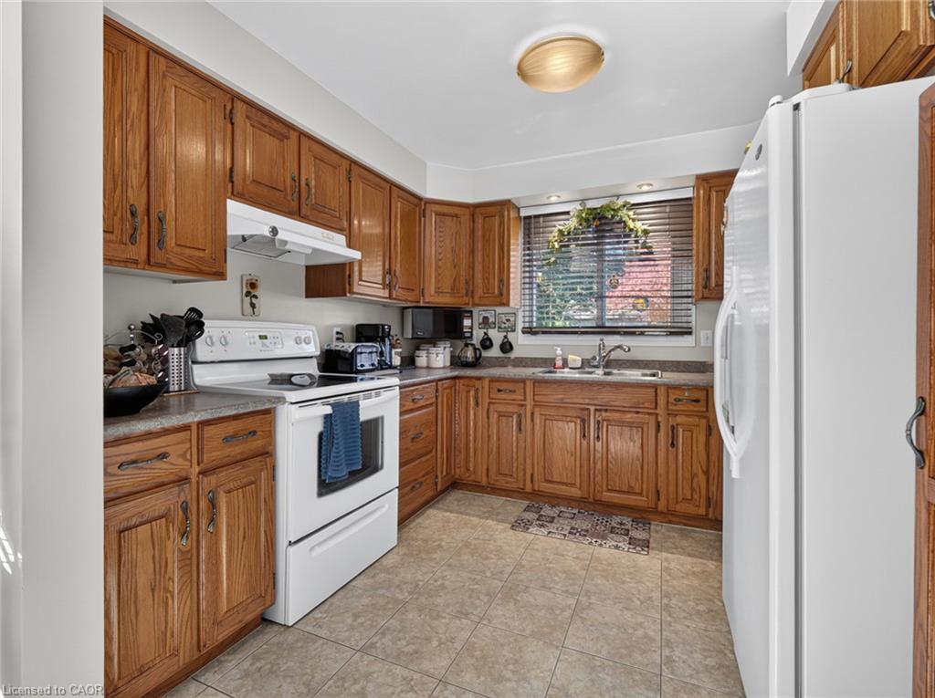 133 Leaside Drive Property Photo 15