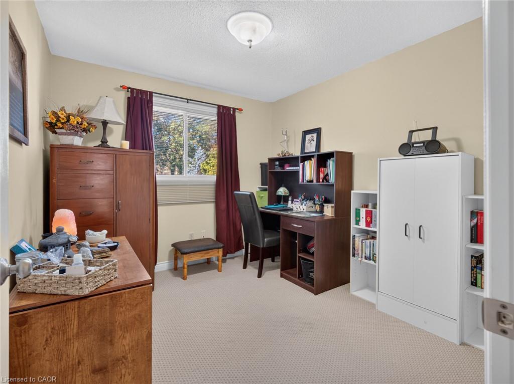133 Leaside Drive Property Photo 22