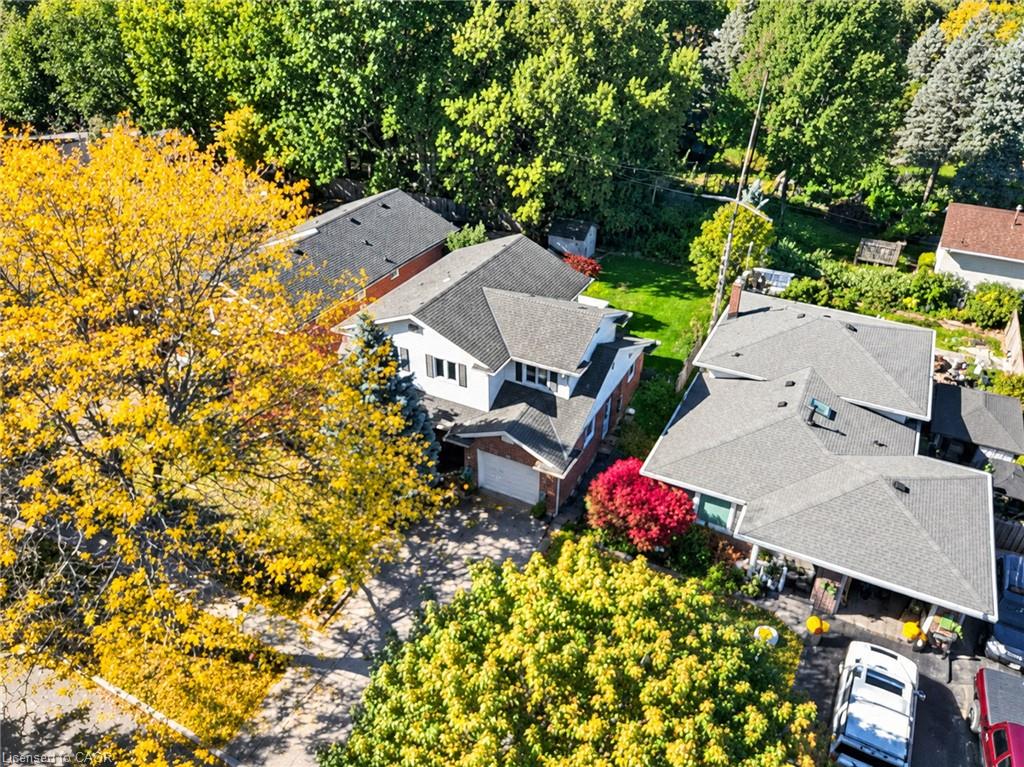 133 Leaside Drive Property Photo 38