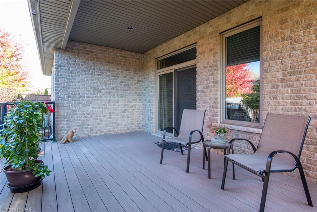 42 La Salle Street Property Photo 28