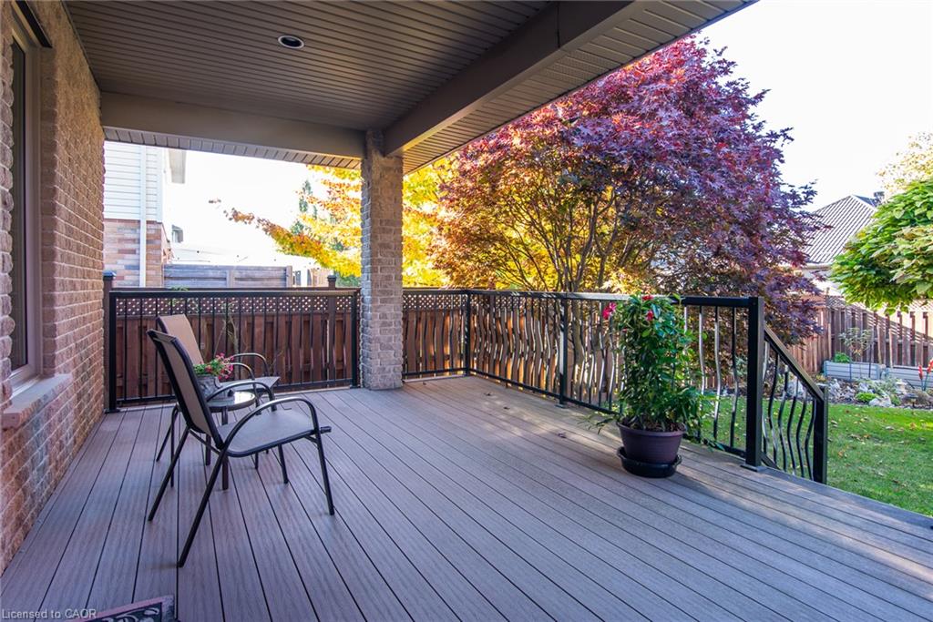42 La Salle Street Property Photo 29