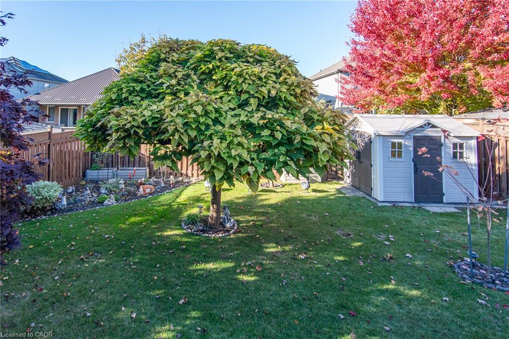 42 La Salle Street Property Photo 35