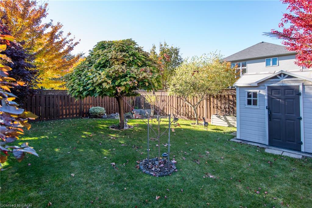 42 La Salle Street Property Photo 36