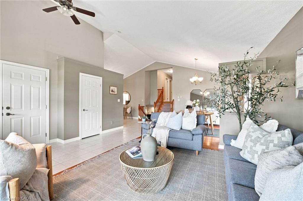 546 Jerseyville Road W Property Photo 1