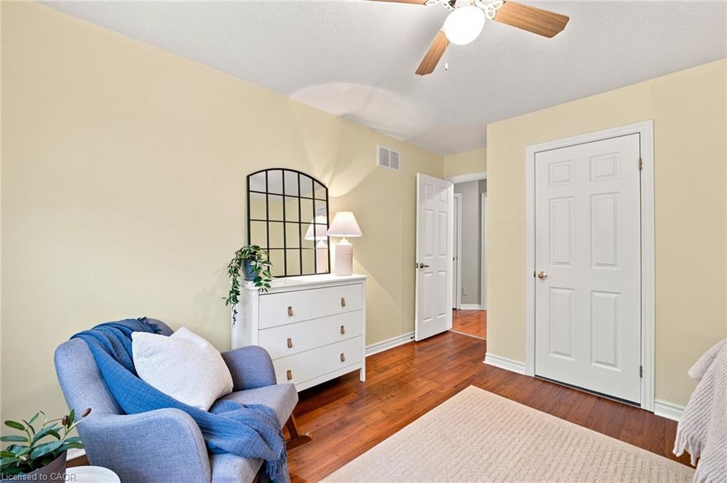 546 Jerseyville Road W Property Photo 25
