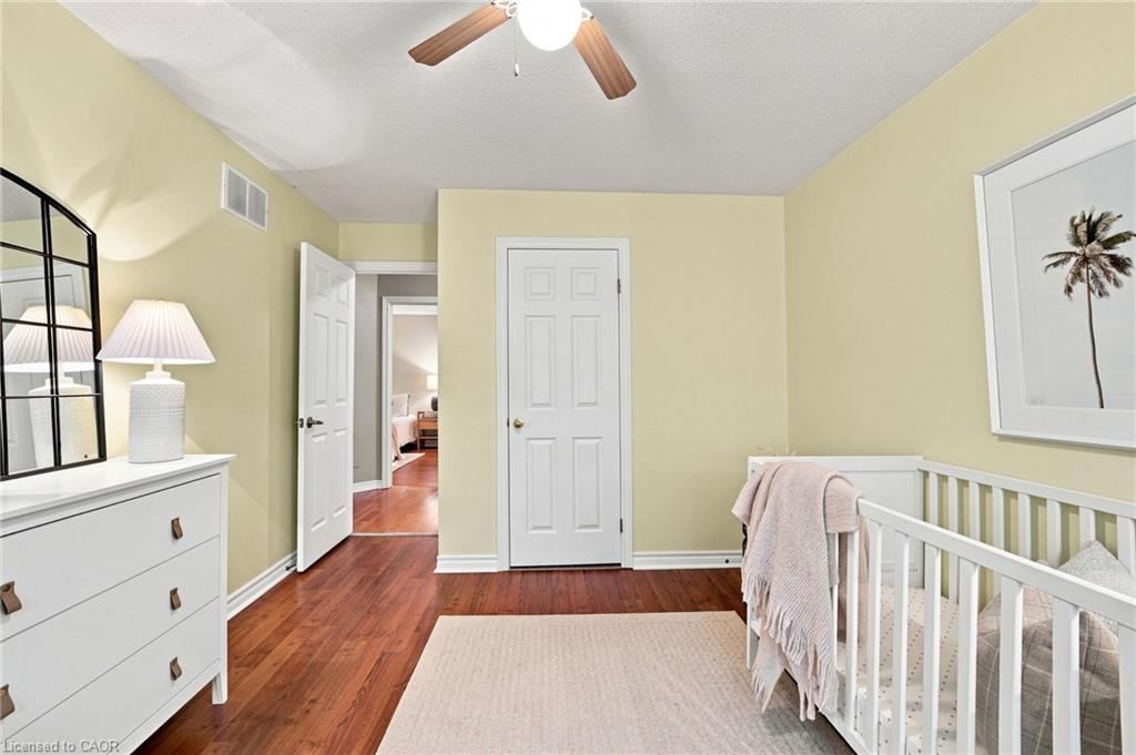 546 Jerseyville Road W Property Photo 26